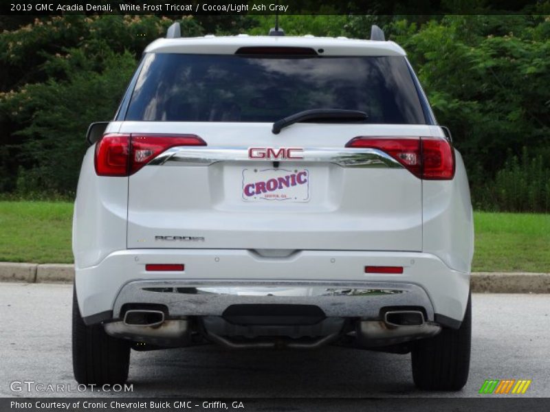 White Frost Tricoat / Cocoa/Light Ash Gray 2019 GMC Acadia Denali