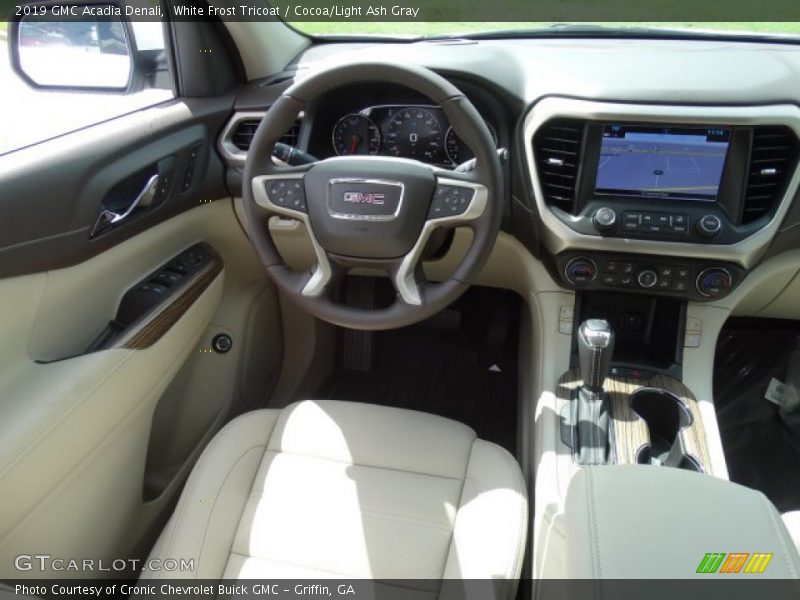 White Frost Tricoat / Cocoa/Light Ash Gray 2019 GMC Acadia Denali