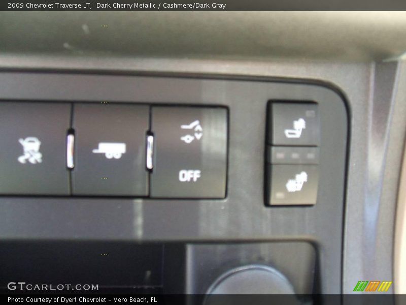 Dark Cherry Metallic / Cashmere/Dark Gray 2009 Chevrolet Traverse LT