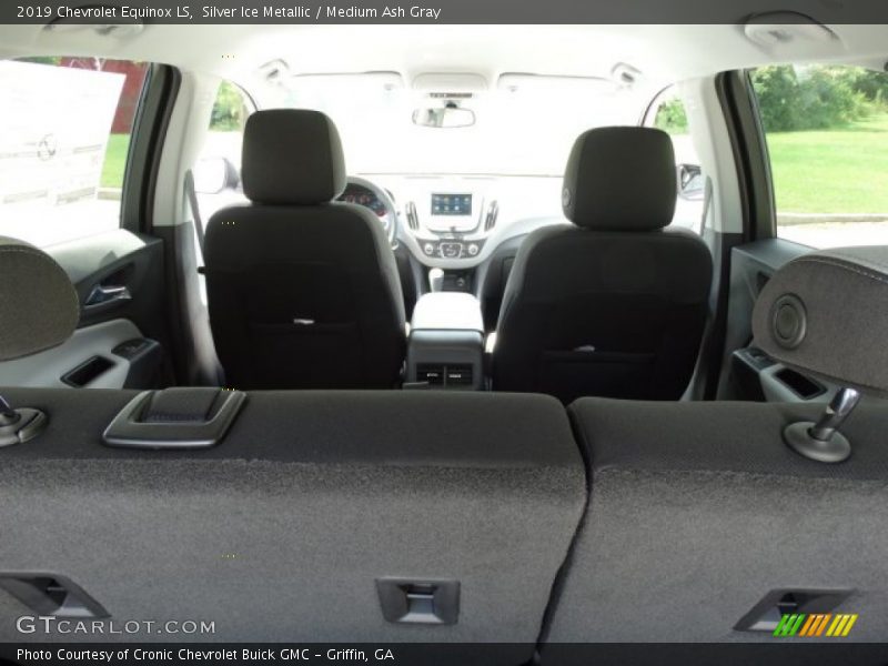 Silver Ice Metallic / Medium Ash Gray 2019 Chevrolet Equinox LS