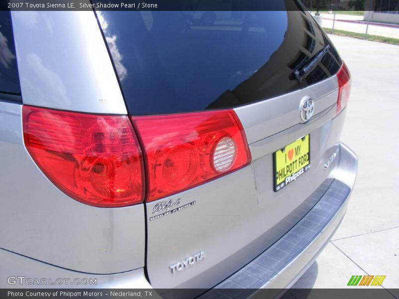 Silver Shadow Pearl / Stone 2007 Toyota Sienna LE