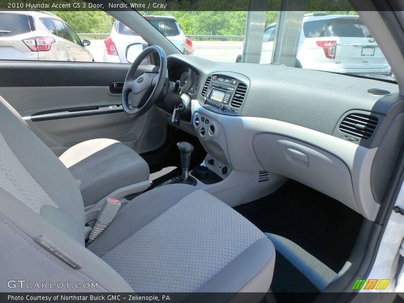 Nordic White / Gray 2010 Hyundai Accent GS 3 Door