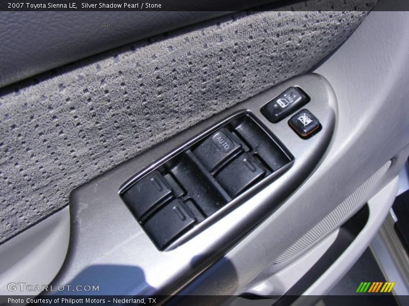 Silver Shadow Pearl / Stone 2007 Toyota Sienna LE