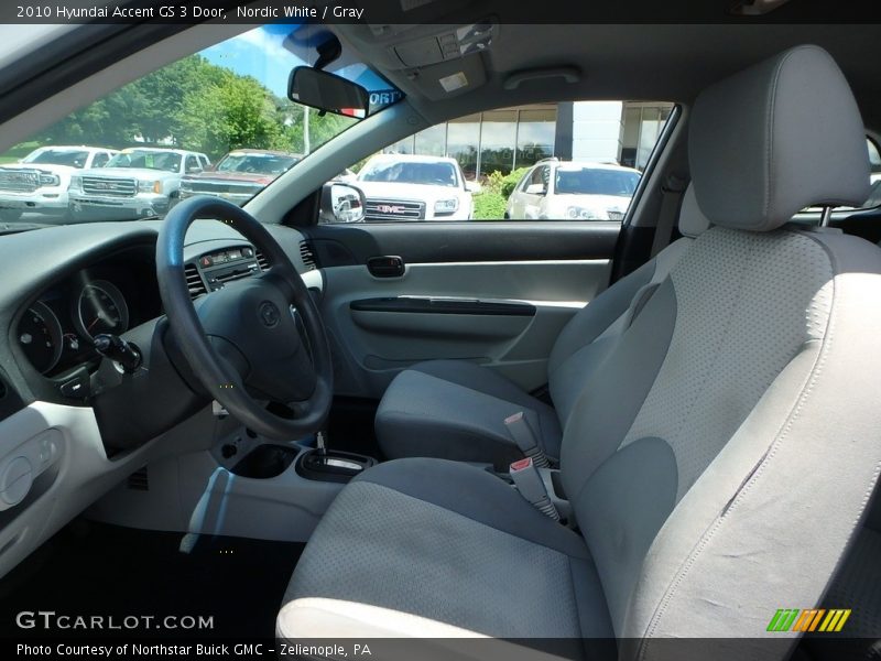 Nordic White / Gray 2010 Hyundai Accent GS 3 Door