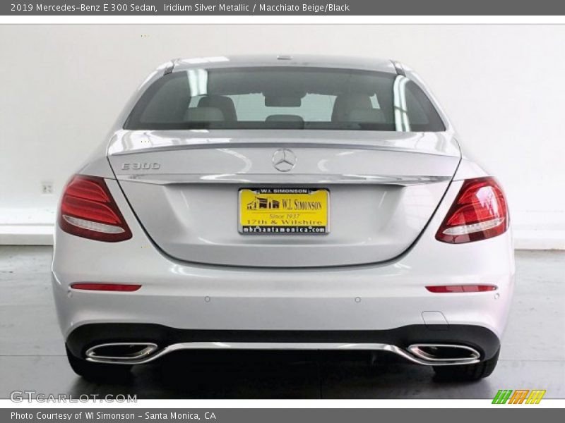 Iridium Silver Metallic / Macchiato Beige/Black 2019 Mercedes-Benz E 300 Sedan