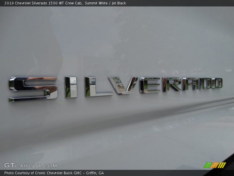 Summit White / Jet Black 2019 Chevrolet Silverado 1500 WT Crew Cab