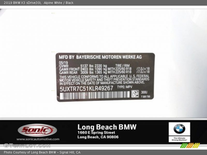 Alpine White / Black 2019 BMW X3 sDrive30i