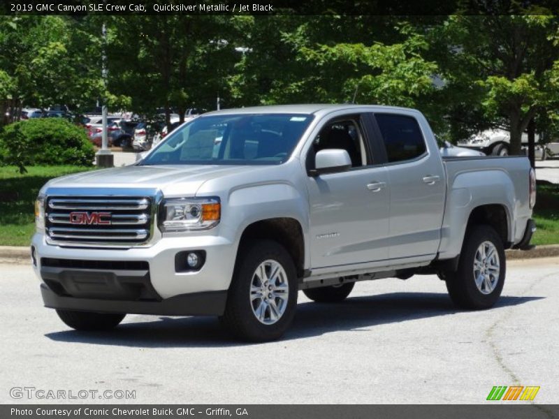 Quicksilver Metallic / Jet Black 2019 GMC Canyon SLE Crew Cab