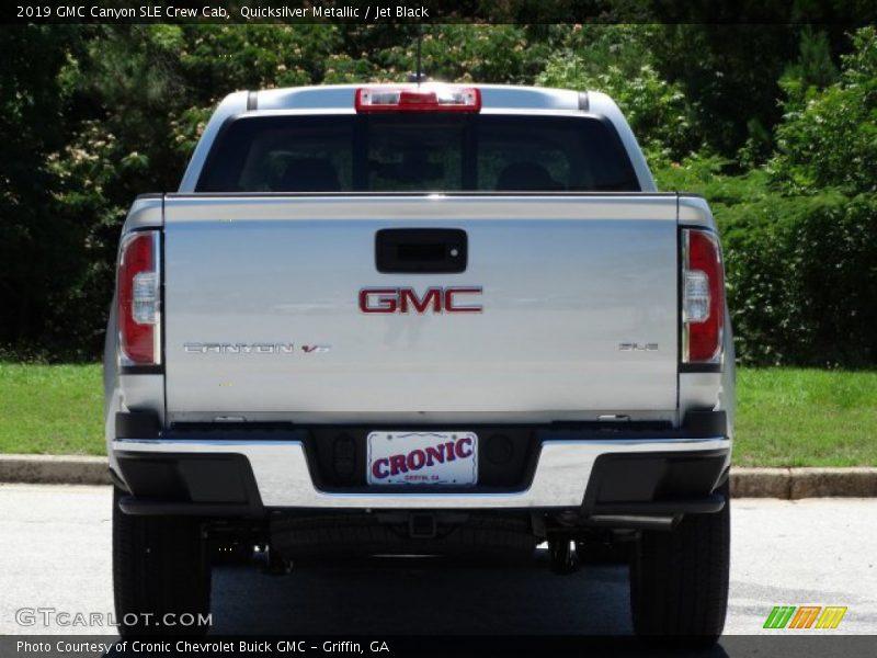 Quicksilver Metallic / Jet Black 2019 GMC Canyon SLE Crew Cab