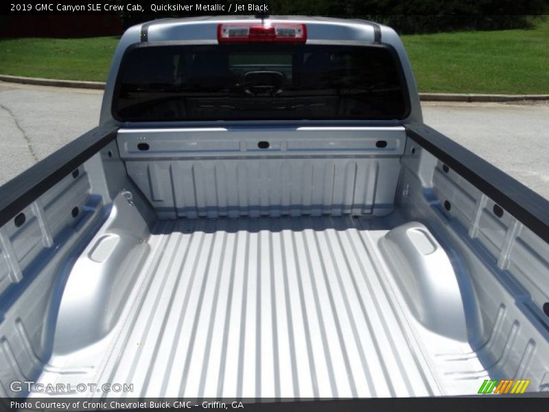 Quicksilver Metallic / Jet Black 2019 GMC Canyon SLE Crew Cab