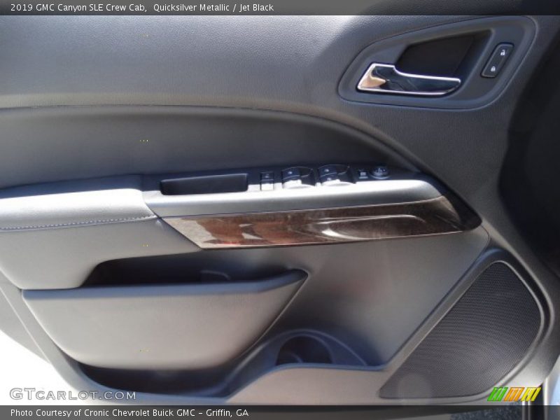 Quicksilver Metallic / Jet Black 2019 GMC Canyon SLE Crew Cab