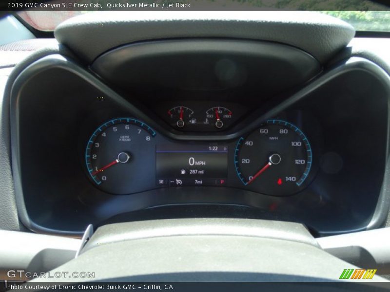 Quicksilver Metallic / Jet Black 2019 GMC Canyon SLE Crew Cab