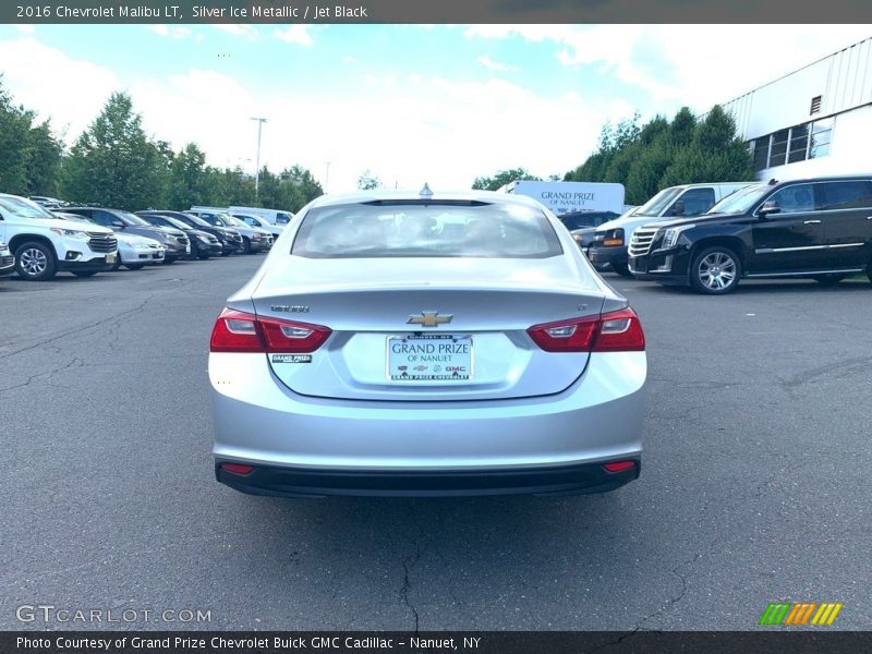Silver Ice Metallic / Jet Black 2016 Chevrolet Malibu LT