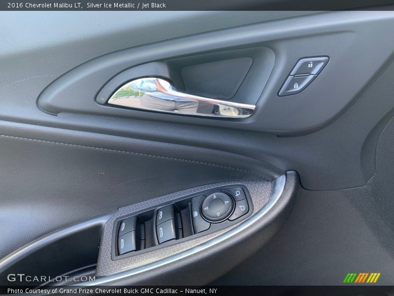 Silver Ice Metallic / Jet Black 2016 Chevrolet Malibu LT
