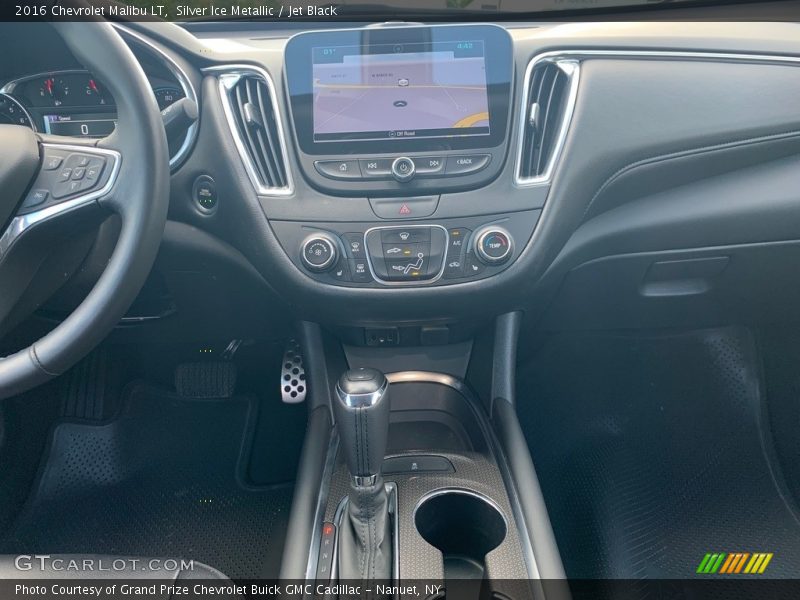 Silver Ice Metallic / Jet Black 2016 Chevrolet Malibu LT