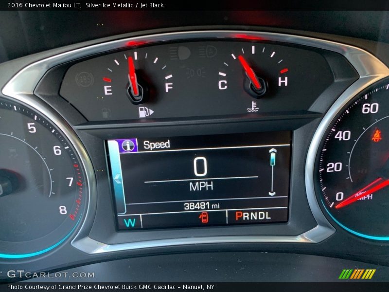 Silver Ice Metallic / Jet Black 2016 Chevrolet Malibu LT