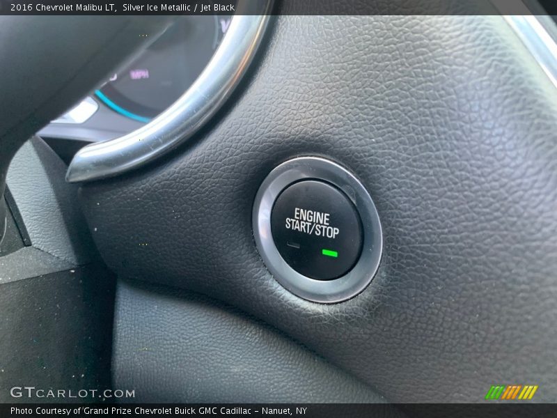 Silver Ice Metallic / Jet Black 2016 Chevrolet Malibu LT