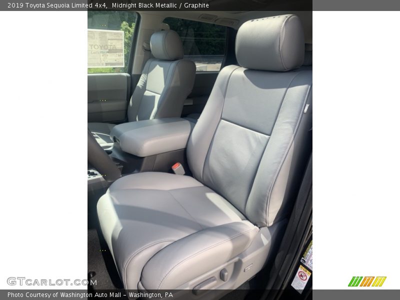 Midnight Black Metallic / Graphite 2019 Toyota Sequoia Limited 4x4