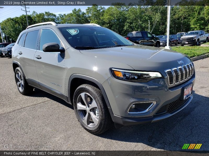 Sting-Gray / Black 2019 Jeep Cherokee Limited 4x4