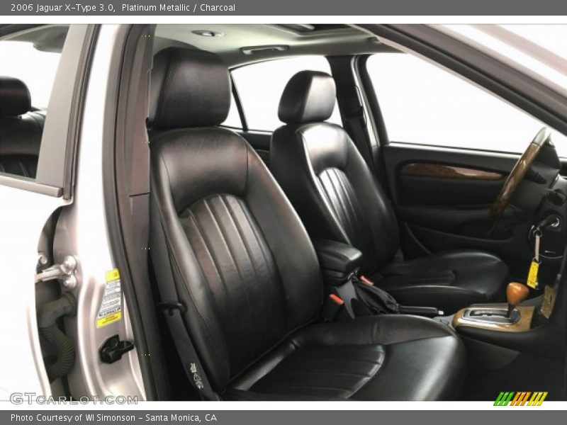 Platinum Metallic / Charcoal 2006 Jaguar X-Type 3.0