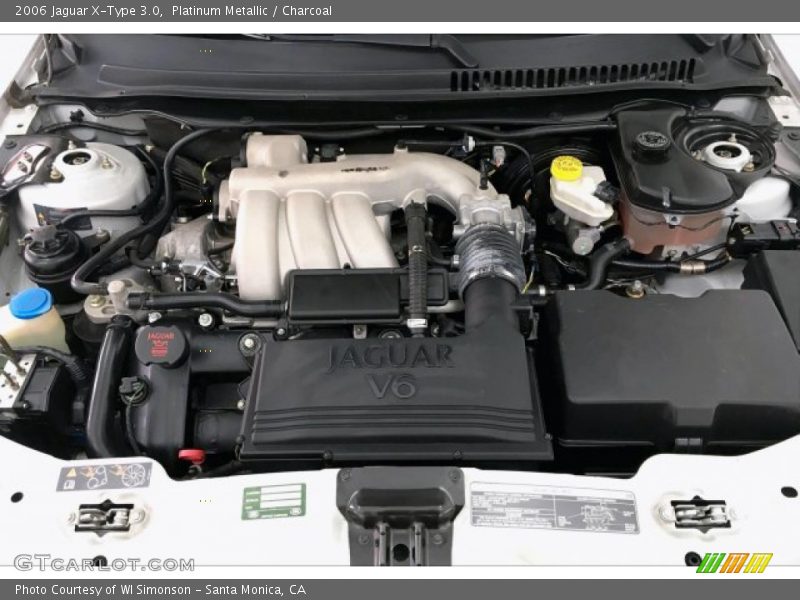 Platinum Metallic / Charcoal 2006 Jaguar X-Type 3.0