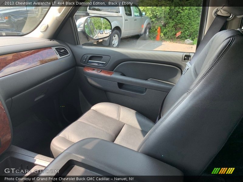 Black / Ebony 2013 Chevrolet Avalanche LT 4x4 Black Diamond Edition