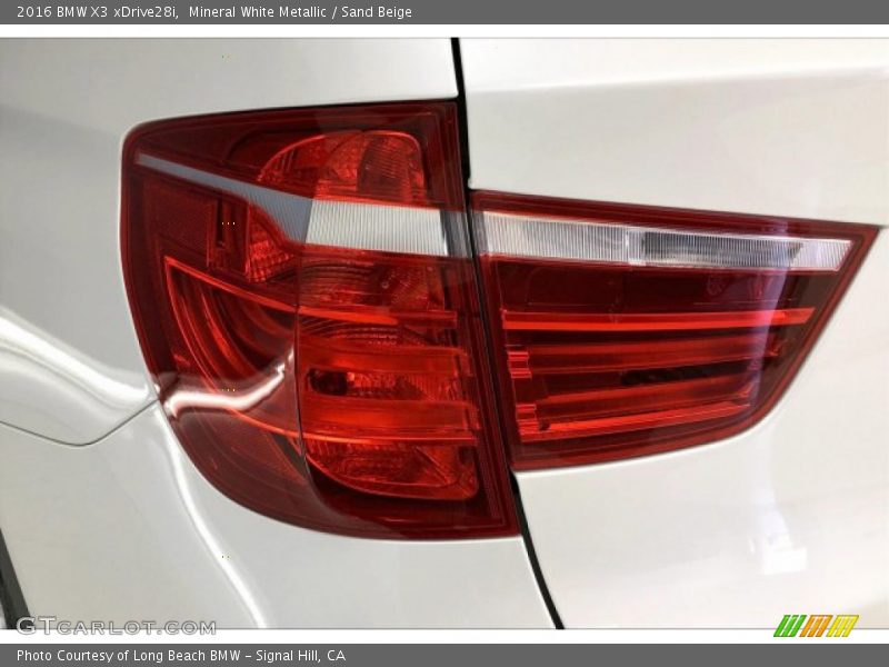 Mineral White Metallic / Sand Beige 2016 BMW X3 xDrive28i