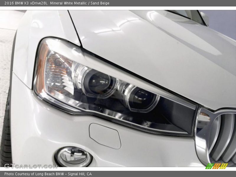 Mineral White Metallic / Sand Beige 2016 BMW X3 xDrive28i