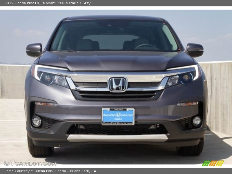 Modern Steel Metallic / Gray 2019 Honda Pilot EX