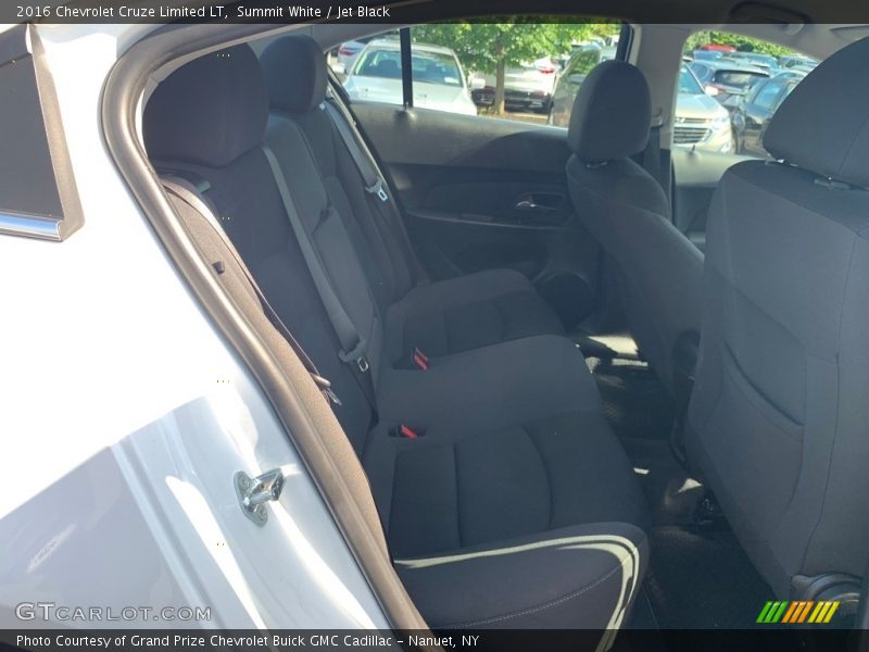 Summit White / Jet Black 2016 Chevrolet Cruze Limited LT