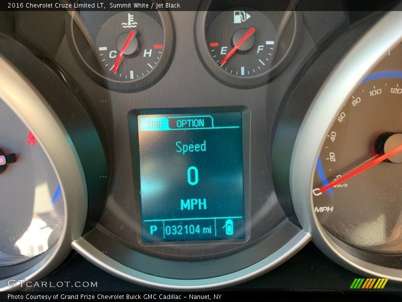 Summit White / Jet Black 2016 Chevrolet Cruze Limited LT