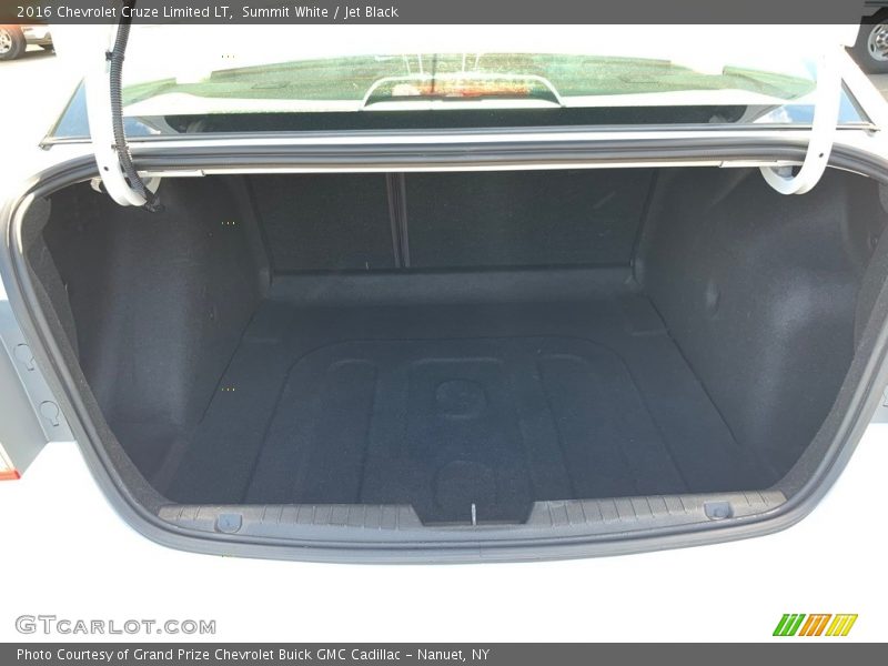 Summit White / Jet Black 2016 Chevrolet Cruze Limited LT