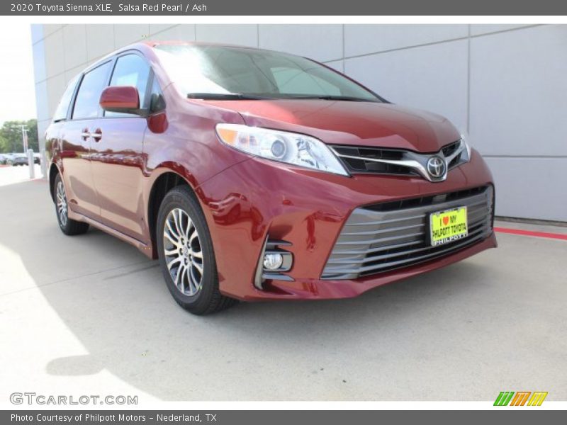 Salsa Red Pearl / Ash 2020 Toyota Sienna XLE