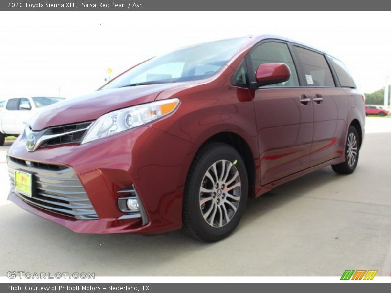 Salsa Red Pearl / Ash 2020 Toyota Sienna XLE