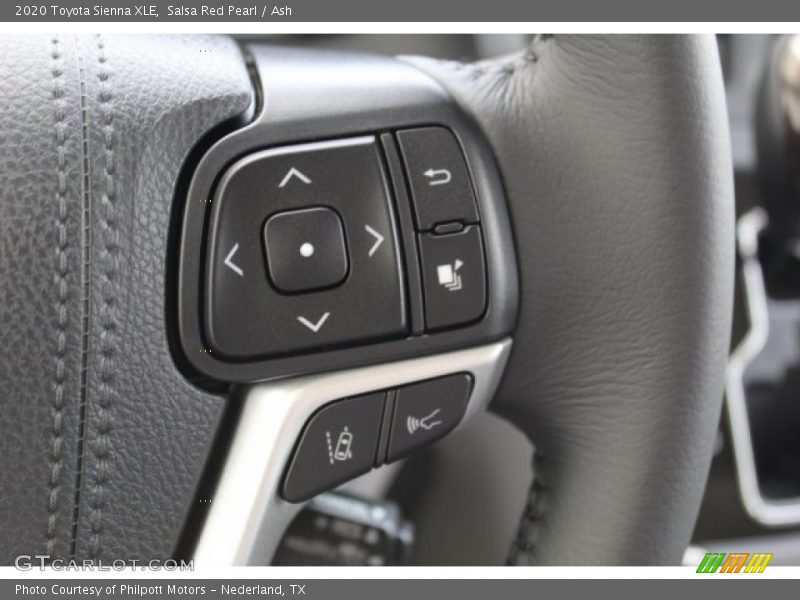 Salsa Red Pearl / Ash 2020 Toyota Sienna XLE