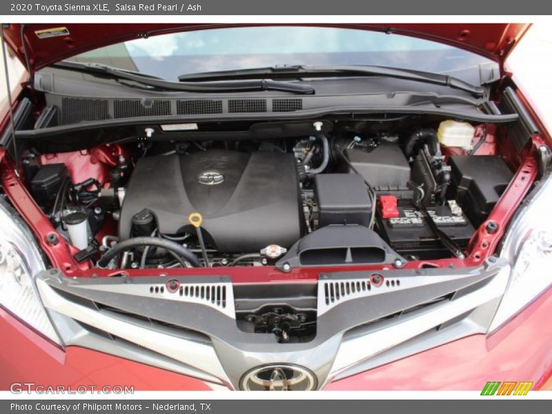 Salsa Red Pearl / Ash 2020 Toyota Sienna XLE