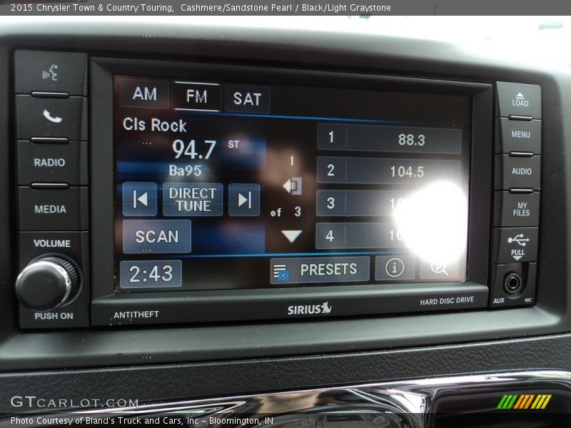 Cashmere/Sandstone Pearl / Black/Light Graystone 2015 Chrysler Town & Country Touring