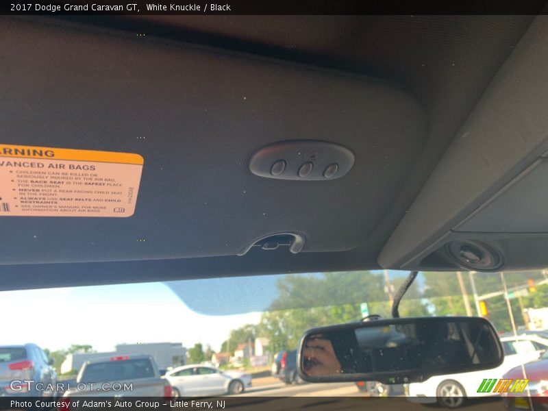 White Knuckle / Black 2017 Dodge Grand Caravan GT