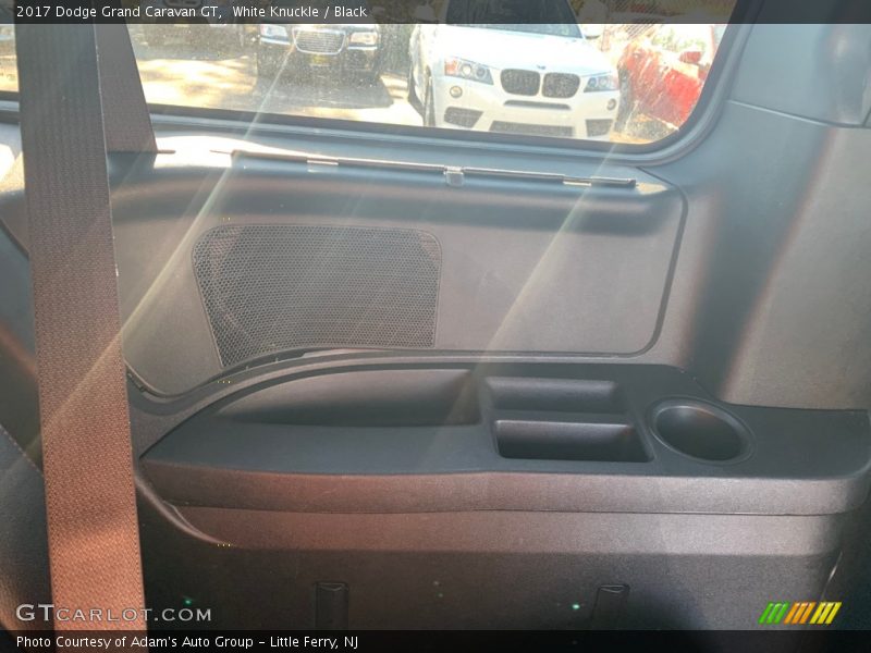 White Knuckle / Black 2017 Dodge Grand Caravan GT