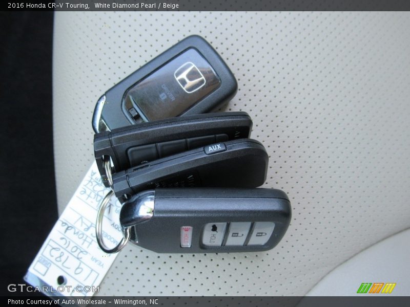 White Diamond Pearl / Beige 2016 Honda CR-V Touring