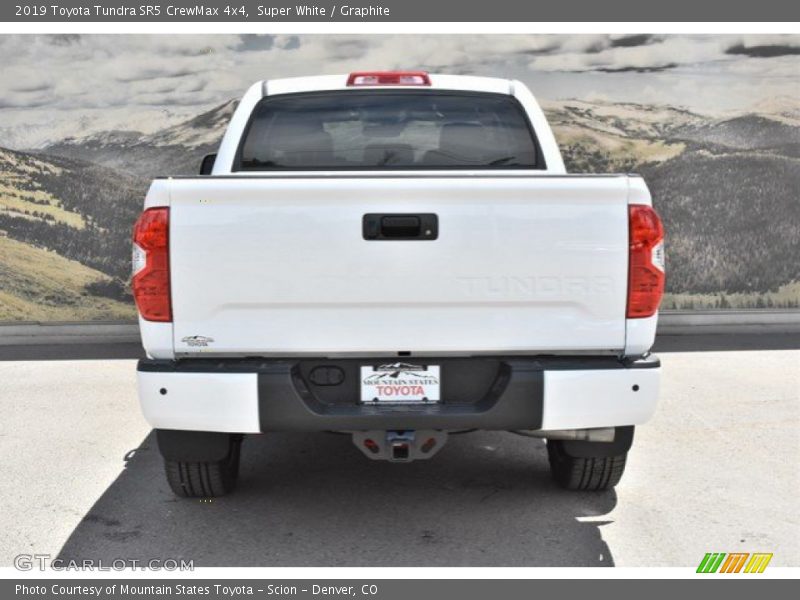 Super White / Graphite 2019 Toyota Tundra SR5 CrewMax 4x4