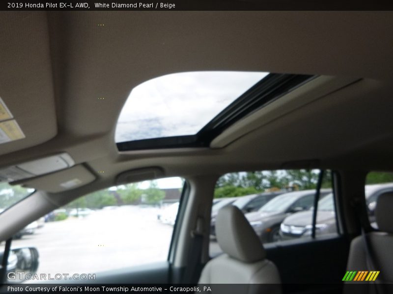 White Diamond Pearl / Beige 2019 Honda Pilot EX-L AWD