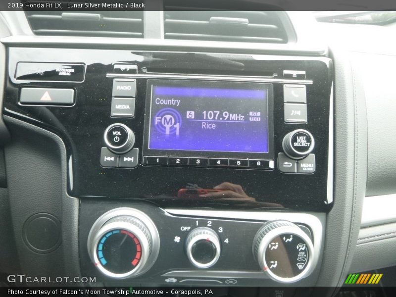 Lunar Silver Metallic / Black 2019 Honda Fit LX