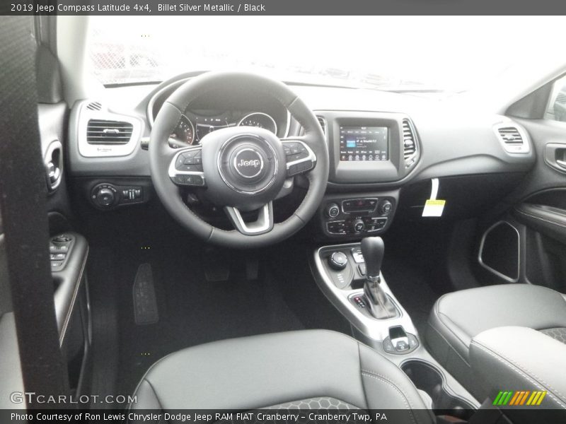 Billet Silver Metallic / Black 2019 Jeep Compass Latitude 4x4