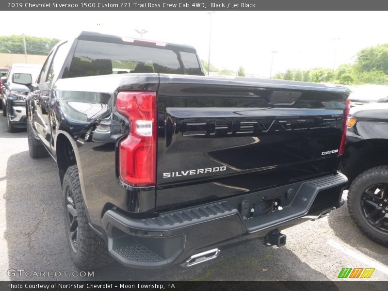 Black / Jet Black 2019 Chevrolet Silverado 1500 Custom Z71 Trail Boss Crew Cab 4WD