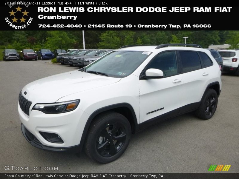 Pearl White / Black 2019 Jeep Cherokee Latitude Plus 4x4