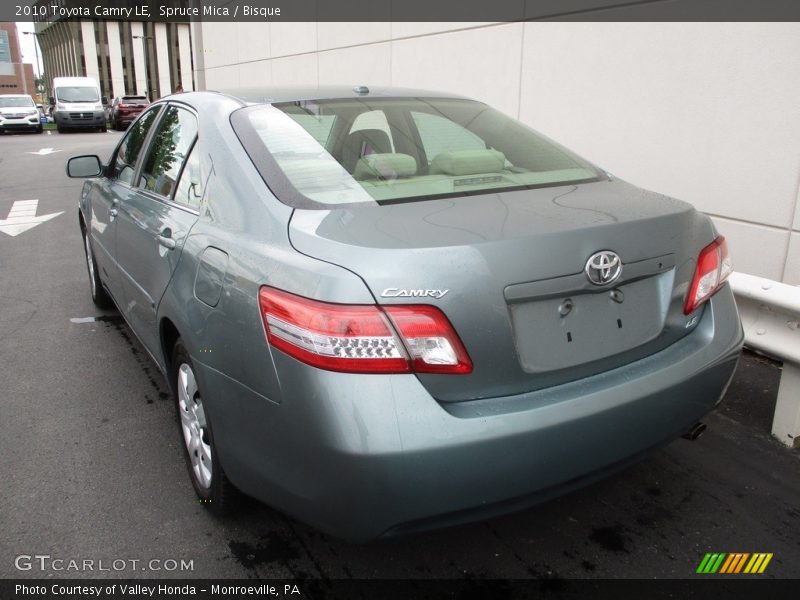 Spruce Mica / Bisque 2010 Toyota Camry LE