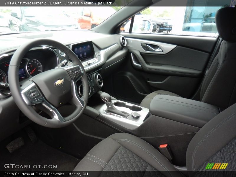 Silver Ice Metallic / Jet Black 2019 Chevrolet Blazer 2.5L Cloth