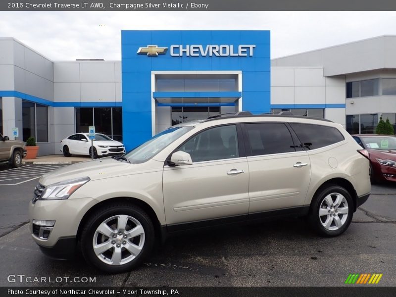 Champagne Silver Metallic / Ebony 2016 Chevrolet Traverse LT AWD