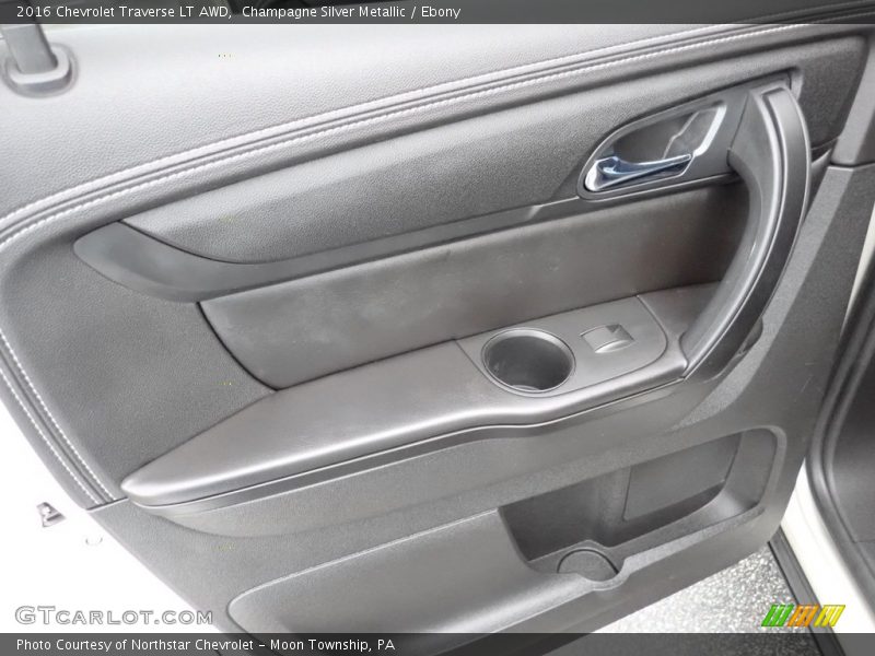 Champagne Silver Metallic / Ebony 2016 Chevrolet Traverse LT AWD